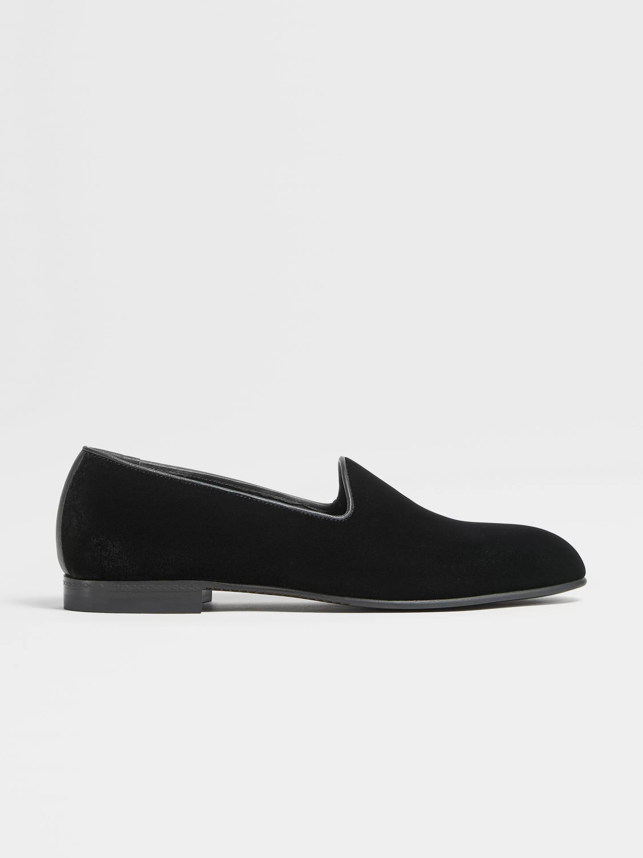 Flash Sale Gala Slipper aus Samt in Loafer