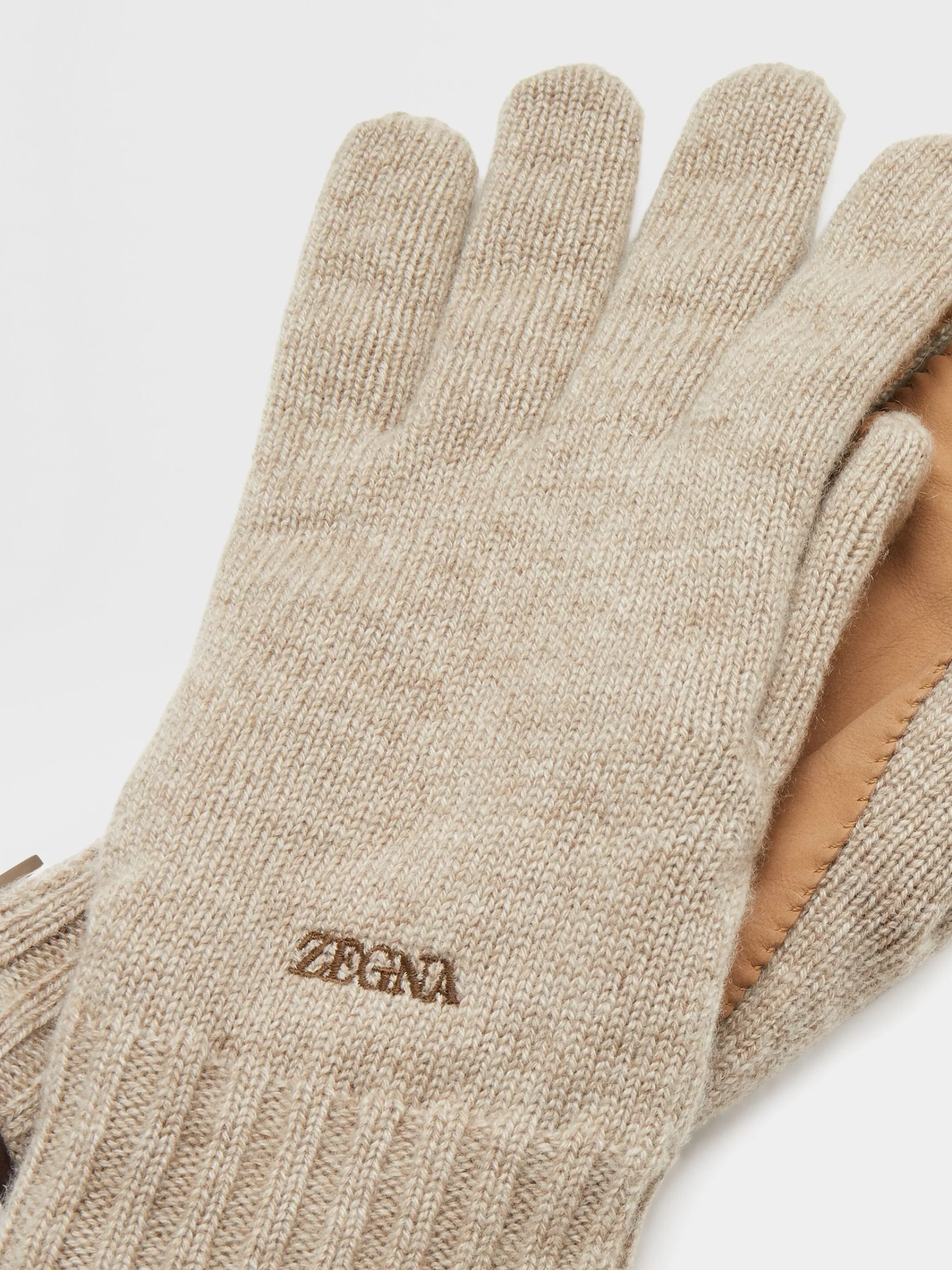 Cheap Handschuhe aus Oasi Cashmere in Handschuhe, Schals Und Hüte