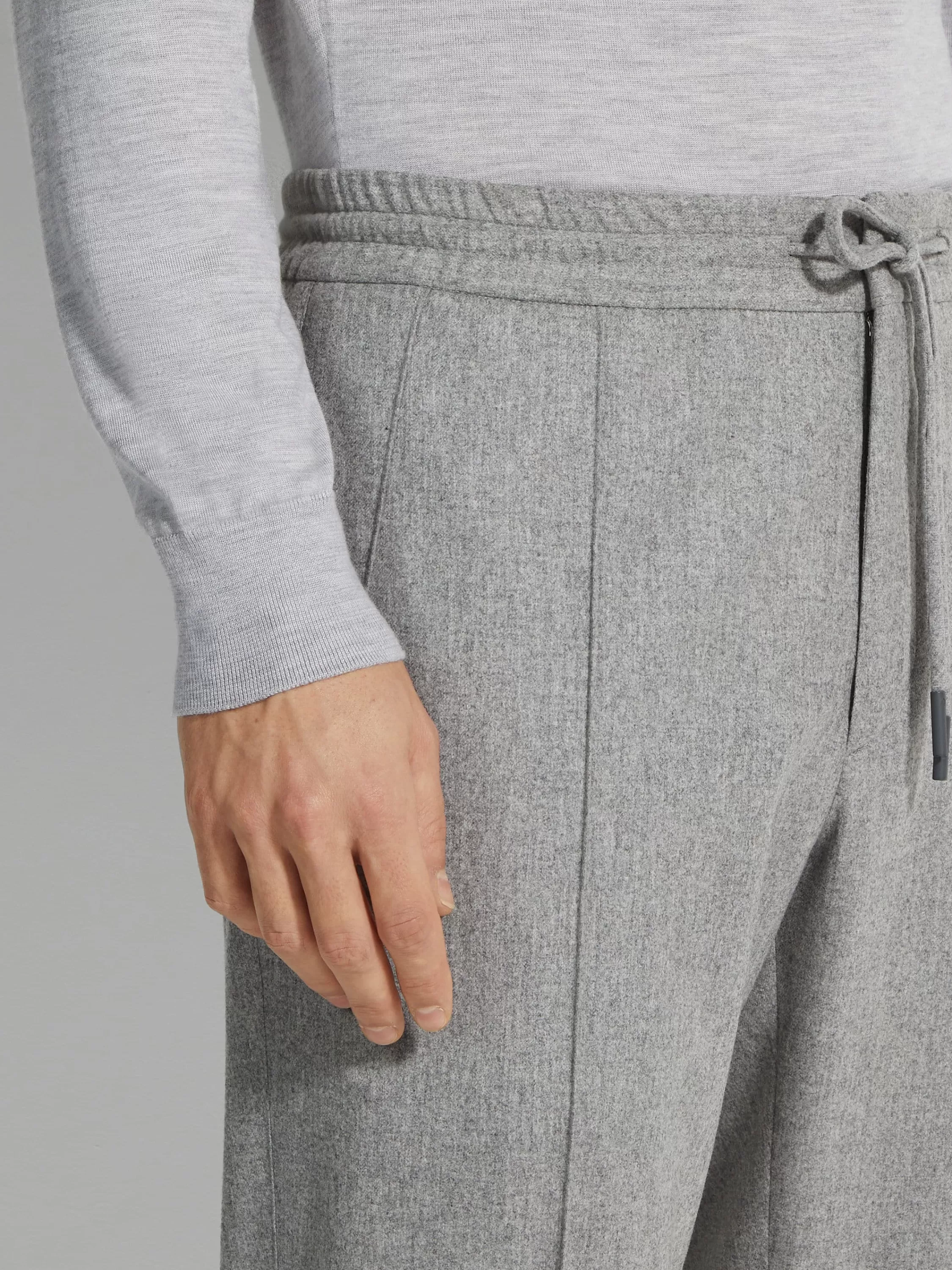 Hot Jogginghose aus 15milmil15-Wolle in meliertem Grau Jogginghosen Und Pullover