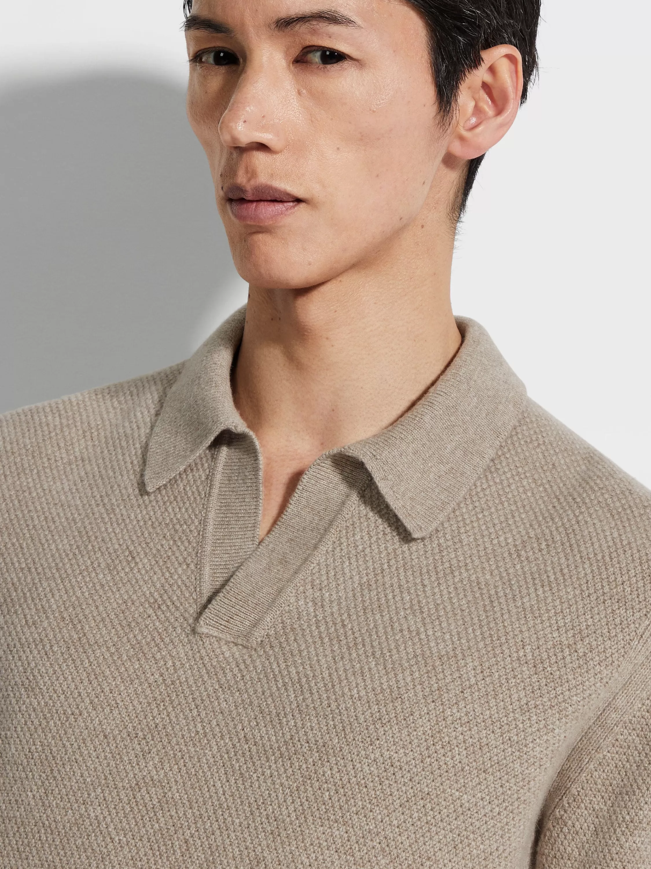 Best Sale Poloshirt aus Oasi Cashmere in meliertem hellem Taupe Strickwaren