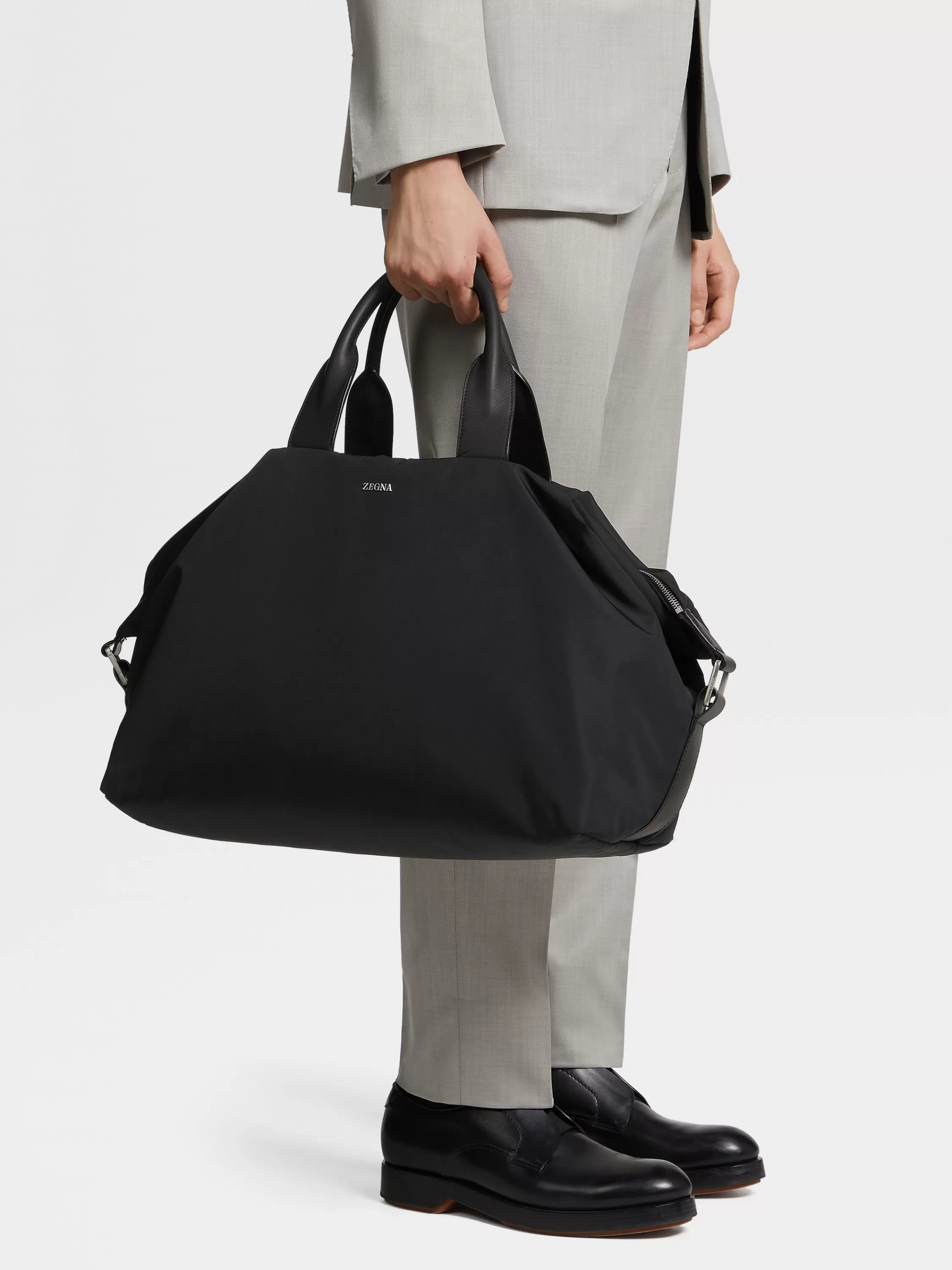 Online Reisetasche aus technischem Material in Taschen Und Portemonnaies