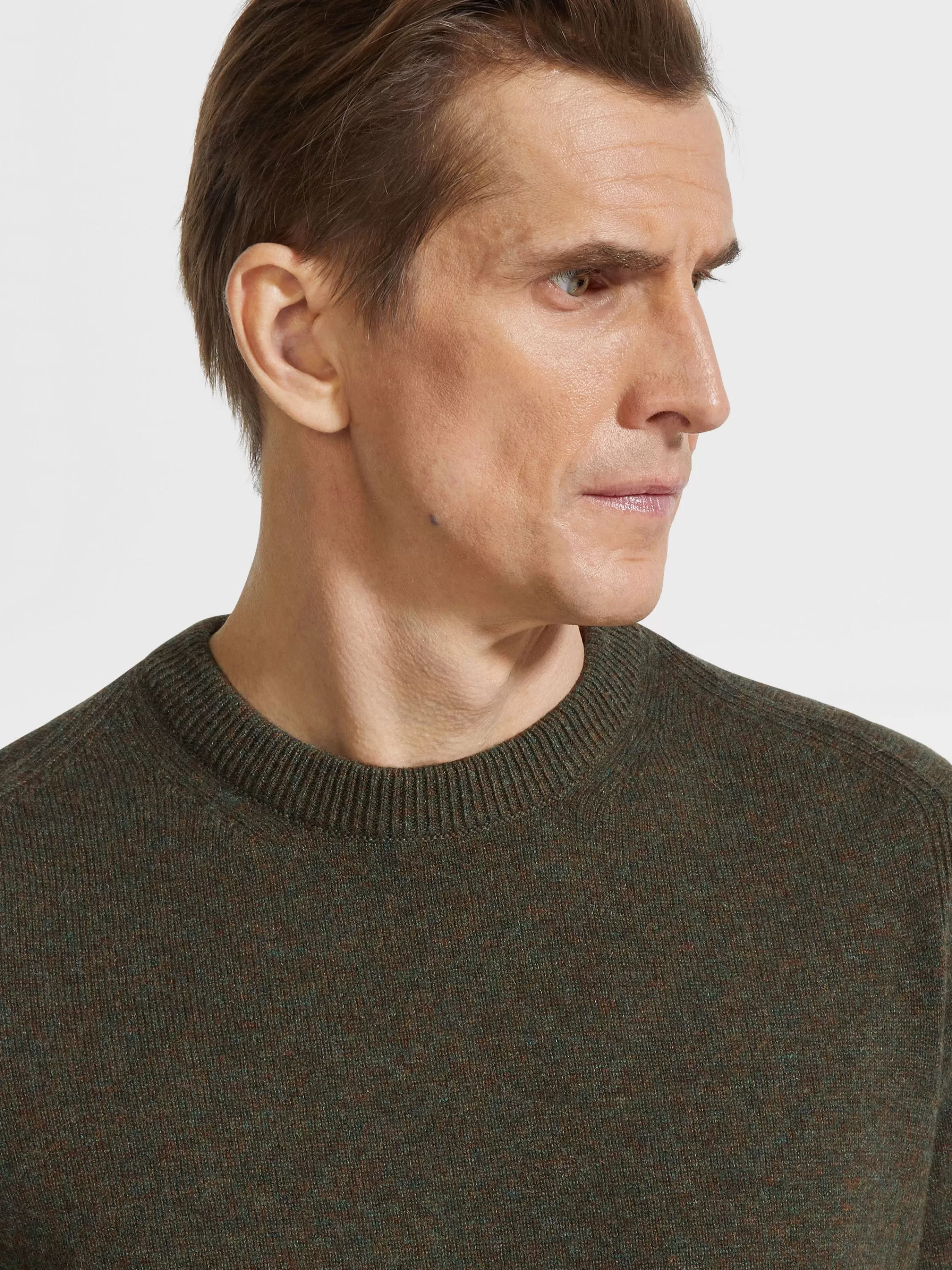 Cheap Rundhalspullover aus Oasi Cashmere in mehrfarbig meliertem Armeegrün Strickwaren
