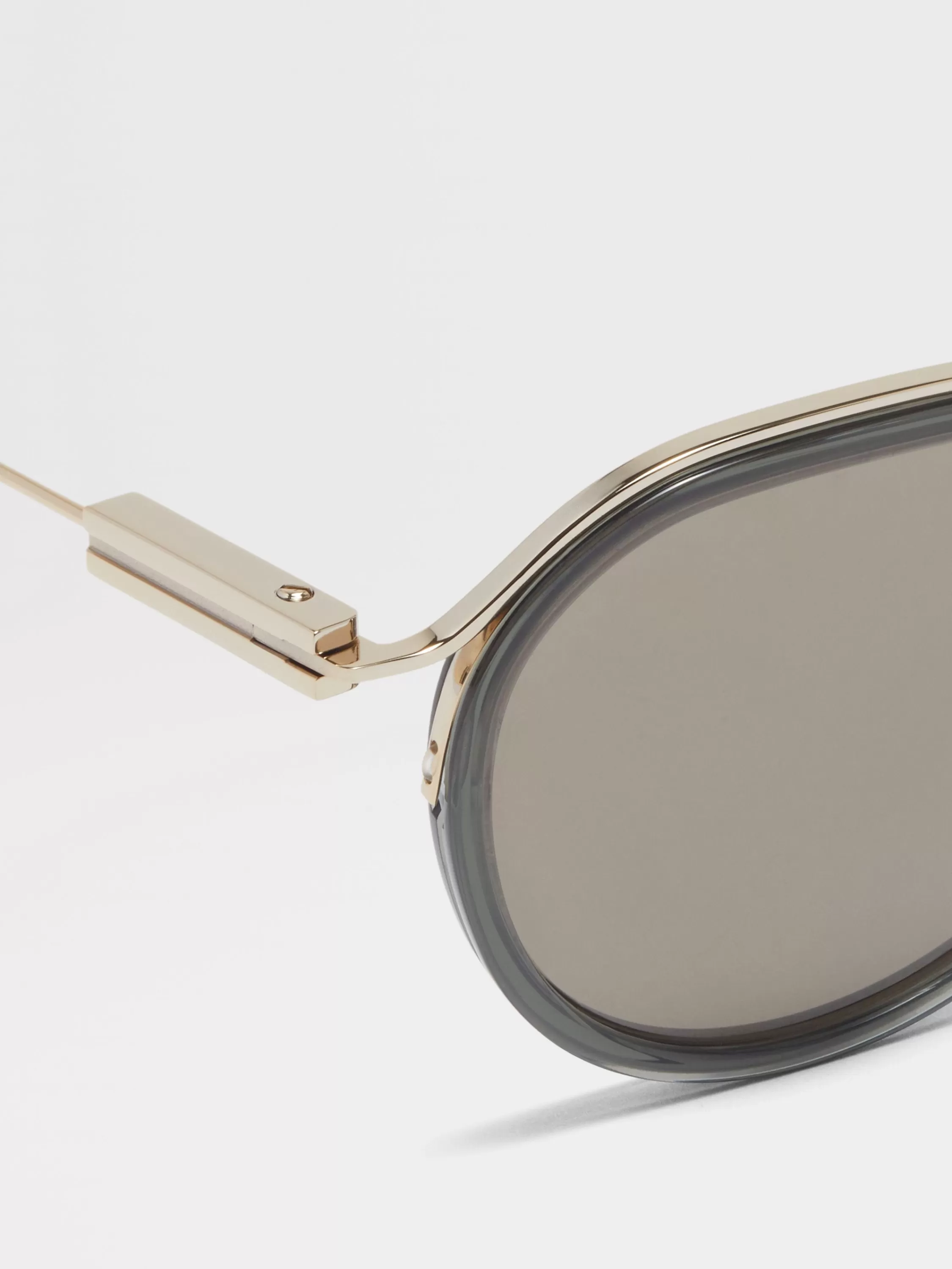 Discount Sonnenbrille aus Acetat und Metall in transparentem Grün und Blassgold Sonnenbrillen