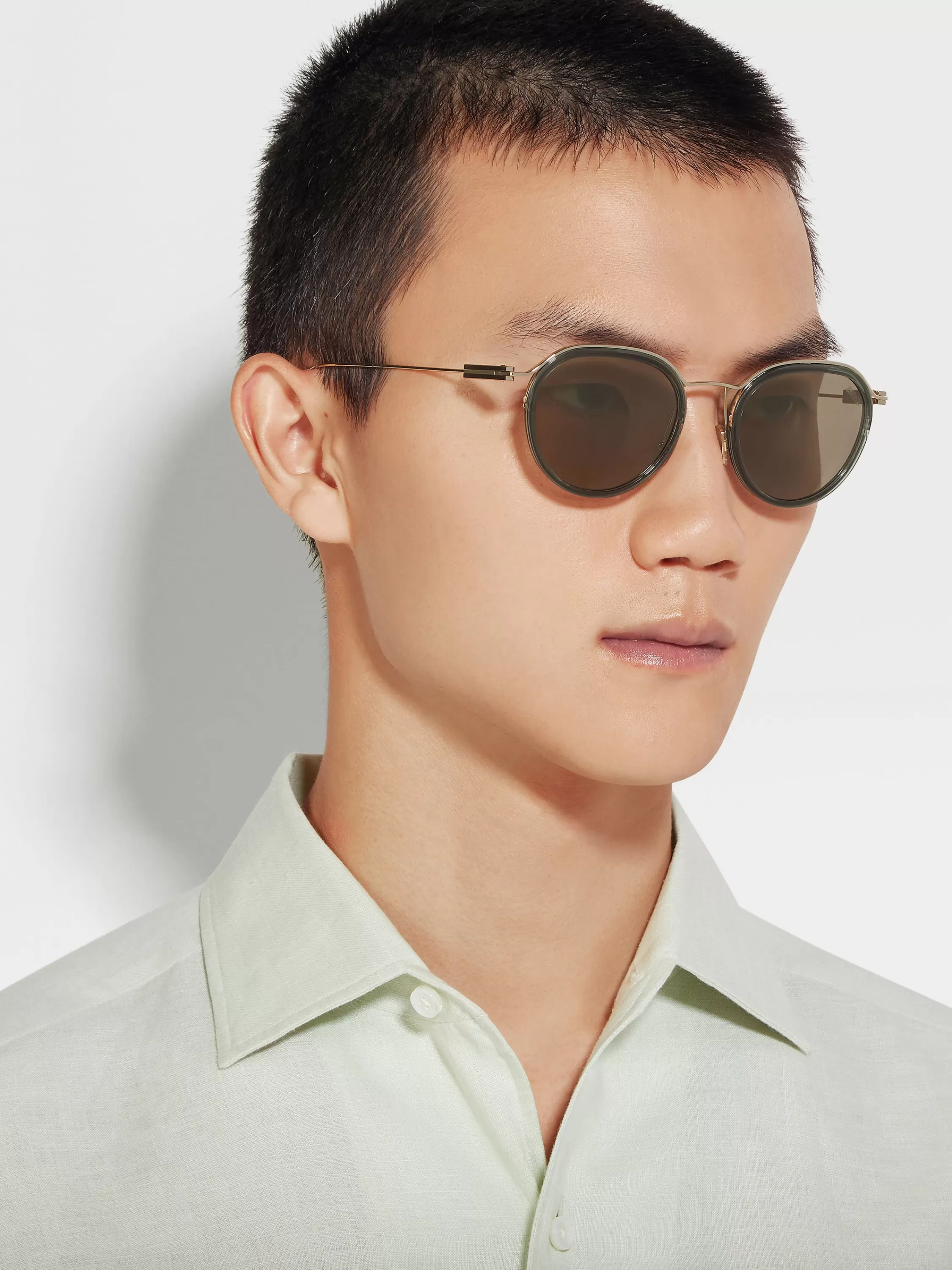 Discount Sonnenbrille aus Acetat und Metall in transparentem Grün und Blassgold Sonnenbrillen