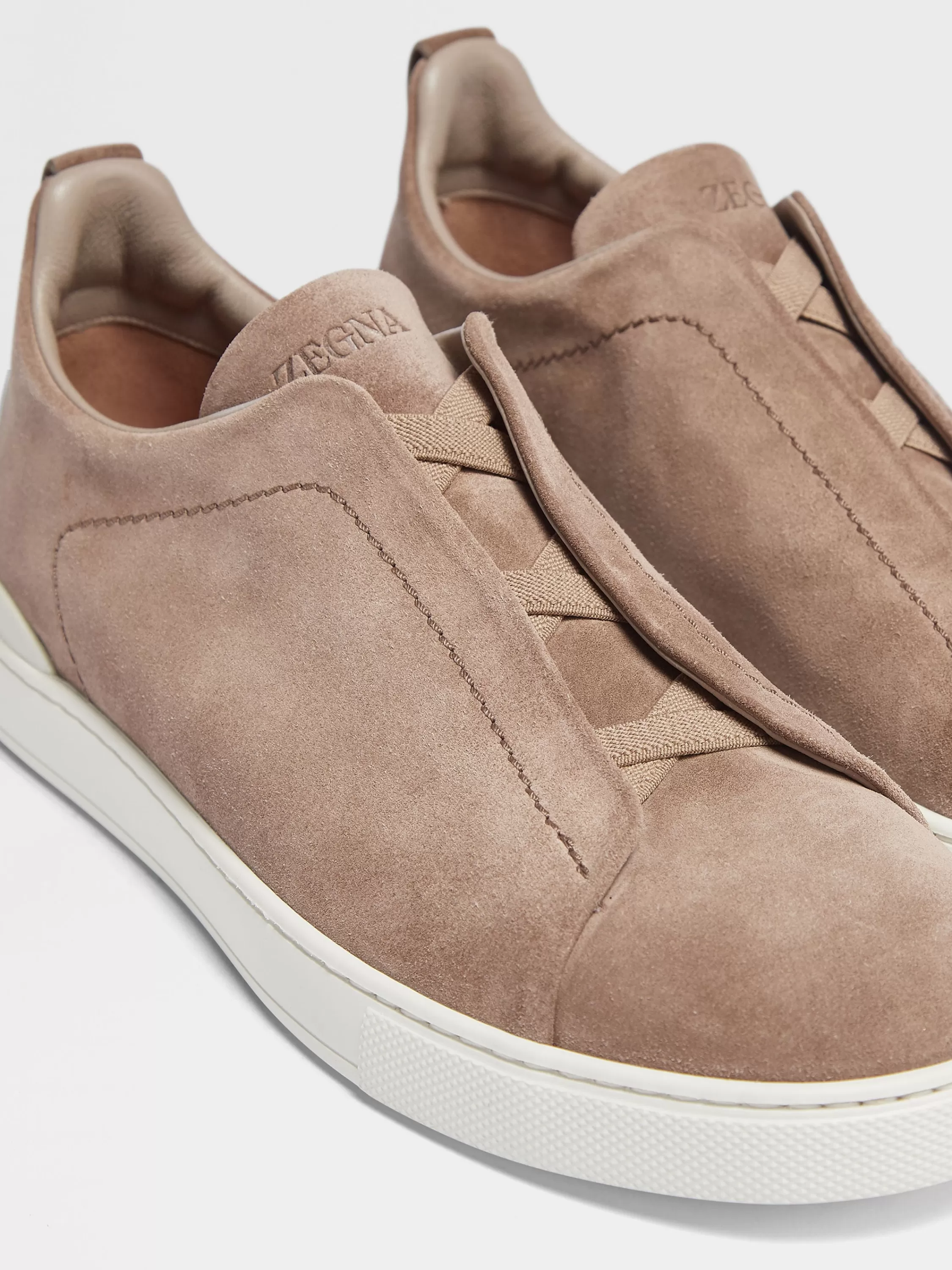 Flash Sale Triple Stitch™ Sneaker aus Wildleder in Sneaker